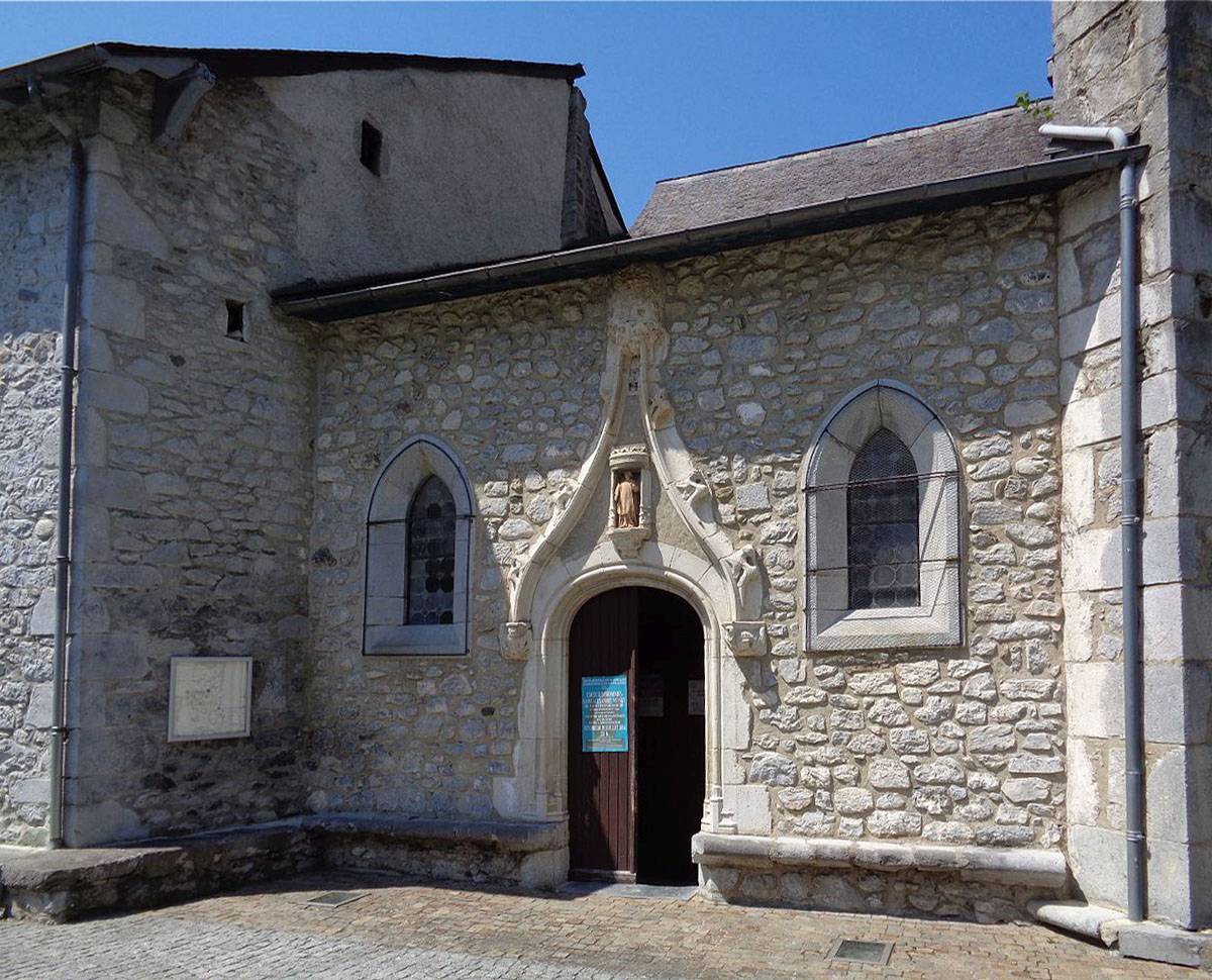 Izeste Pyrnes Atlantiques Eglise Saint Etienne copie