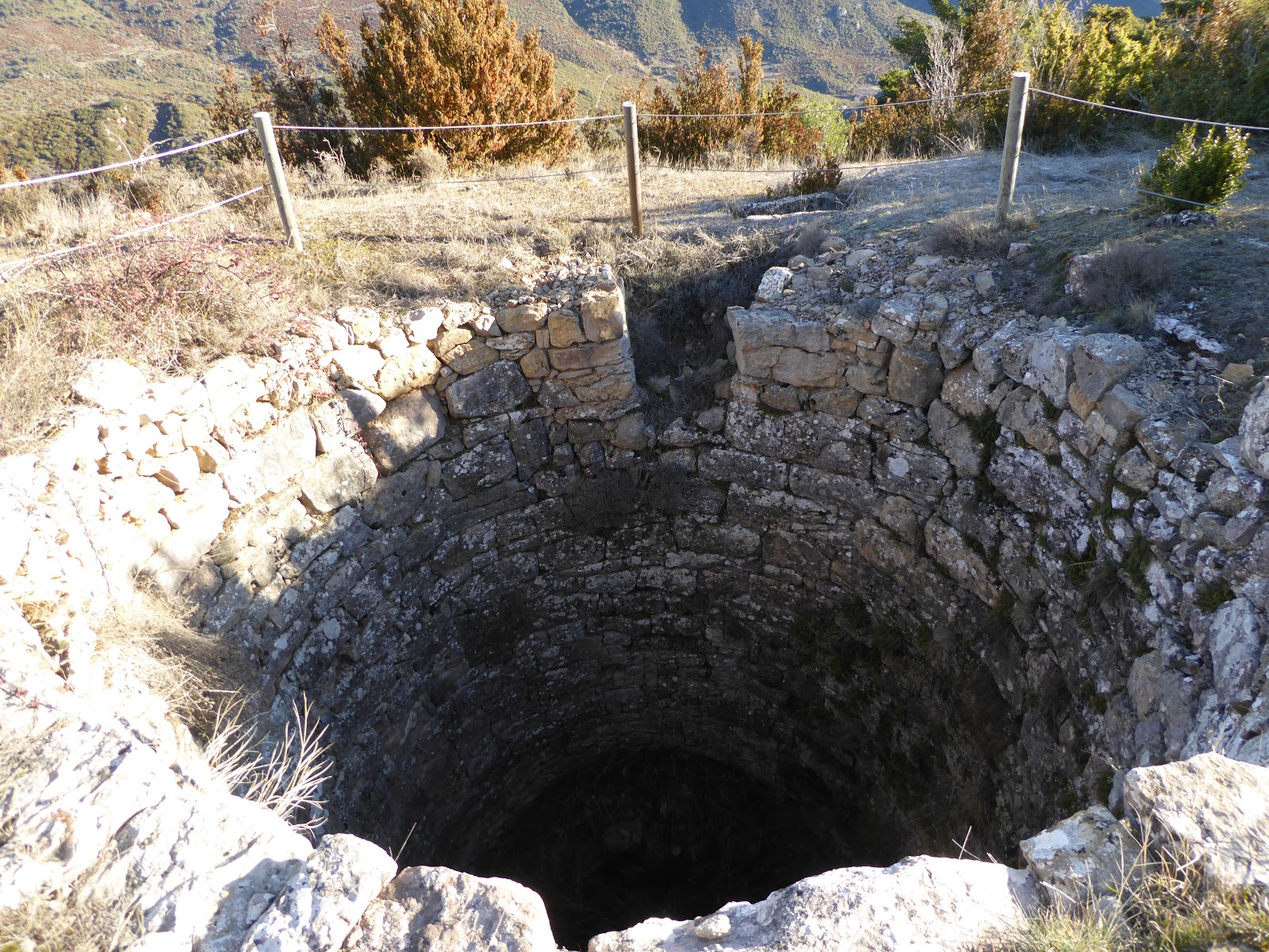 image013